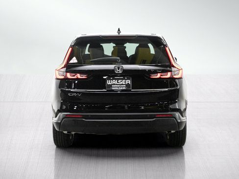 Used 2023 Honda CR-V EX-L image 4