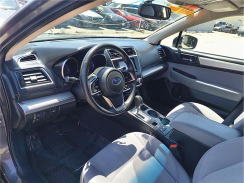 Used 2018 Subaru Outback 2.5i Premium AWD/4WD image 5