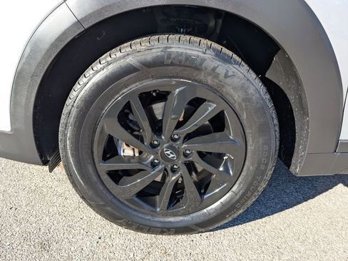Used 2018 Hyundai Tucson SE AWD/4WD image 15