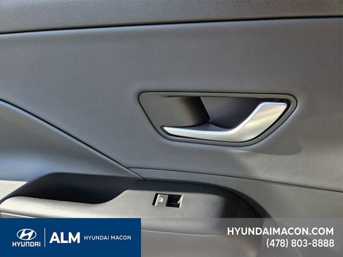 New 2026 Hyundai Kona SEL Premium image 10