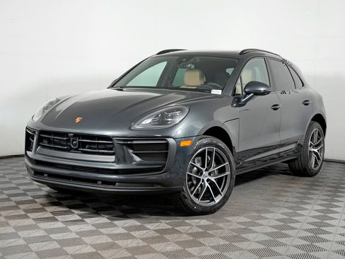 Certified 2026 Porsche Macan AWD/4WD image 1