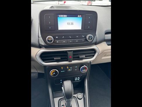 Used 2022 Ford EcoSport S image 11