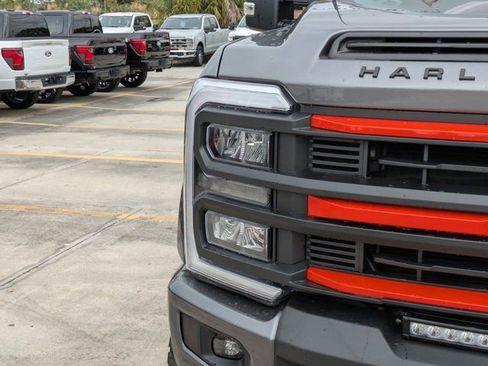 New 2026 Ford F250 Lariat w/ Black Appearance Package image 9