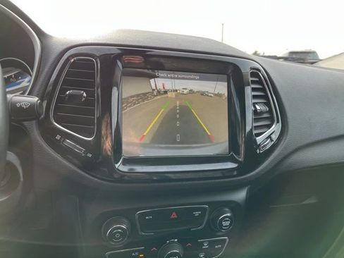 Used 2019 Jeep Compass Limited AWD/4WD image 45