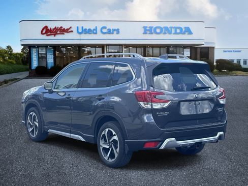 Used 2022 Subaru Forester Touring AWD/4WD image 3