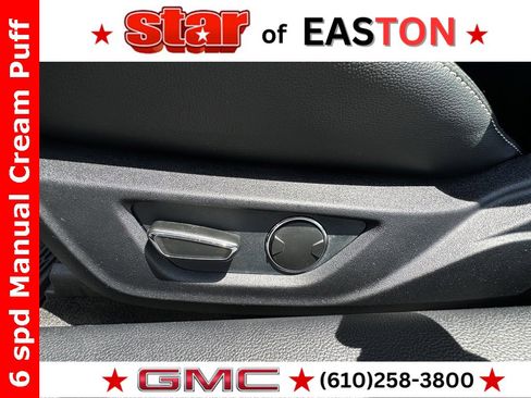 Used 2017 Ford Mustang GT Premium image 14