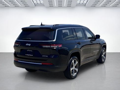 Used 2023 Jeep Grand Cherokee L Limited w/ Rear Seat Video Group I RWD image 3