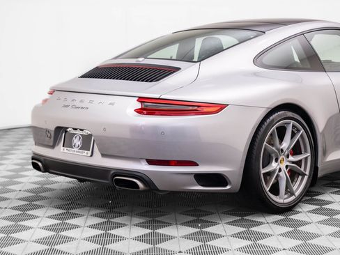 Used 2017 Porsche 911 Carrera image 32