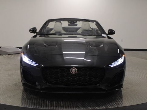 Used 2022 Jaguar F-TYPE R image 3