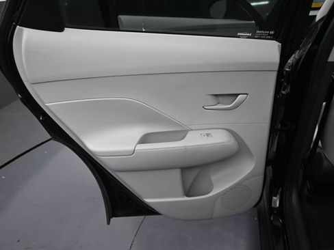 Used 2024 Hyundai Kona SEL AWD/4WD image 21