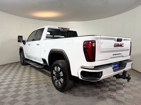Used 2024 GMC Sierra 2500 Denali w/ Denali Reserve Package AWD/4WD image 4