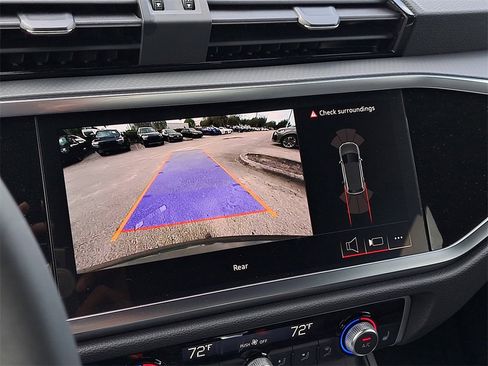 New 2025 Audi Q3 2.0T Premium image 13