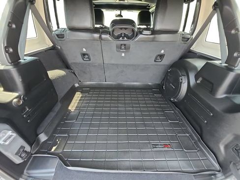Used 2021 Jeep Wrangler Unlimited Rubicon AWD/4WD image 13