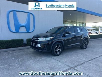 Used 2019 Toyota Highlander LE