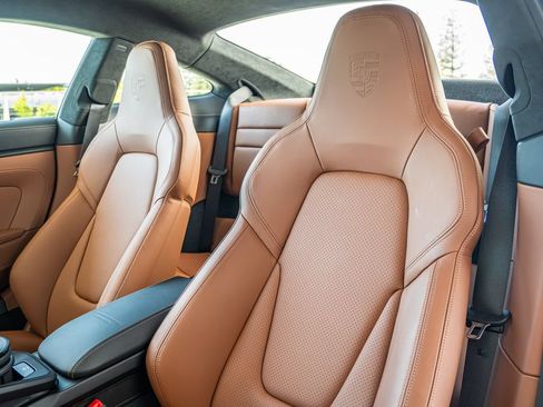 Certified 2026 Porsche 911 GT3 RWD image 5