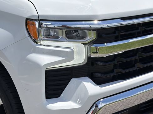 Certified 2022 Chevrolet Silverado 1500 LT RWD image 9