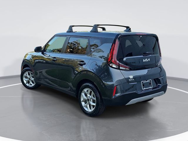 Used 2024 Kia Soul LX w/ Option Group 015 FWD image 5