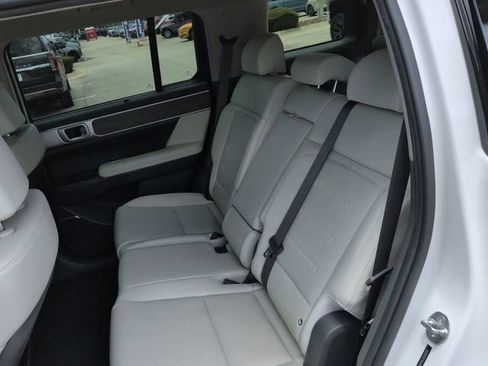 Used 2025 Hyundai Santa Fe Limited FWD image 14