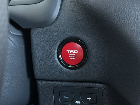 New 2026 Toyota Tundra Limited AWD/4WD image 23