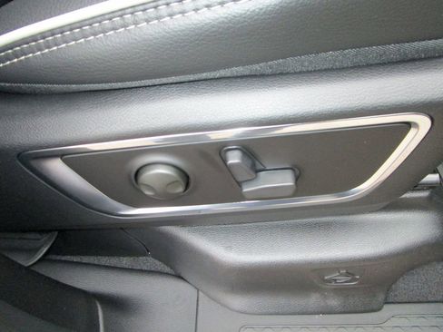 New 2026 RAM 1500 Laramie w/ Night Edition image 33