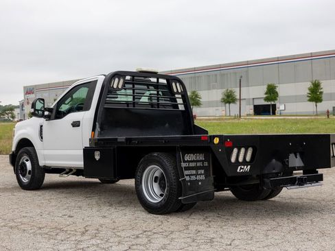 Used 2020 Ford F350 XL w/ Power Equipment Group RWD image 5