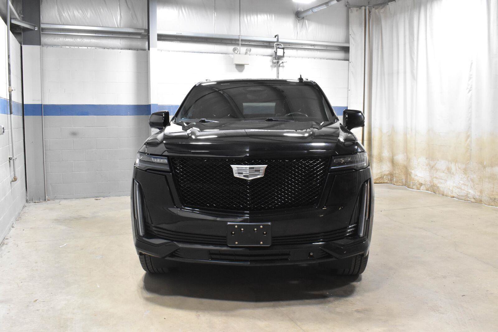 Used 2022 Cadillac Escalade ESV Sport w/ Touring Package AWD/4WD image 30