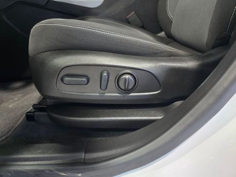 Used 2024 Chevrolet Blazer LT w/ Driver Confidence Package image 14