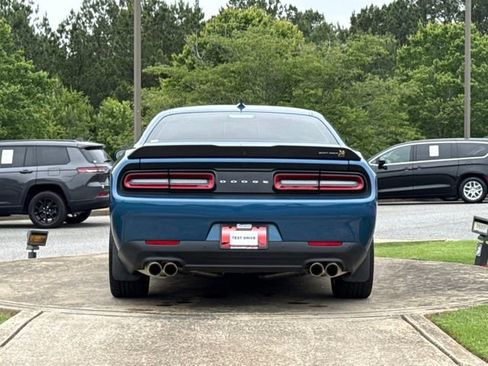 Used 2021 Dodge Challenger R/T Scat Pack w/ Driver Convenience Group RWD image 6