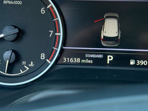 Used 2025 Nissan Rogue SV FWD image 39