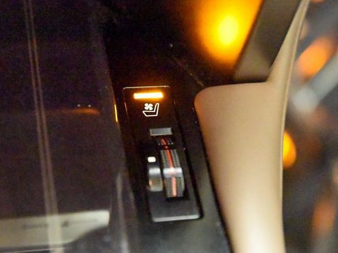 Used 2020 Lexus GX 460 Luxury w/ Luxury Sport Package image 34