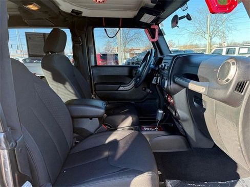 Used 2018 Jeep Wrangler Sport S image 10