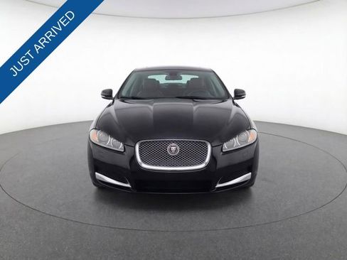 Used 2012 Jaguar XF image 5