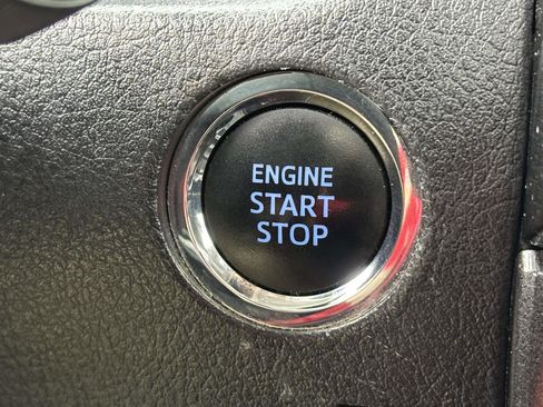 Used 2021 Toyota 4Runner TRD Off-Road Premium image 18