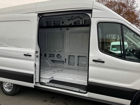 New 2026 Ford Transit 350 148 High Roof AWD w/ Exterior Upgrade Package image 13