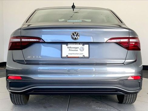 Used 2023 Volkswagen Jetta S w/ IQ.Drive Package image 4