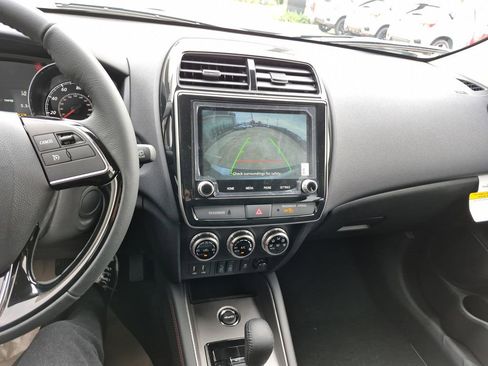 Used 2025 Mitsubishi Outlander Sport SE image 26