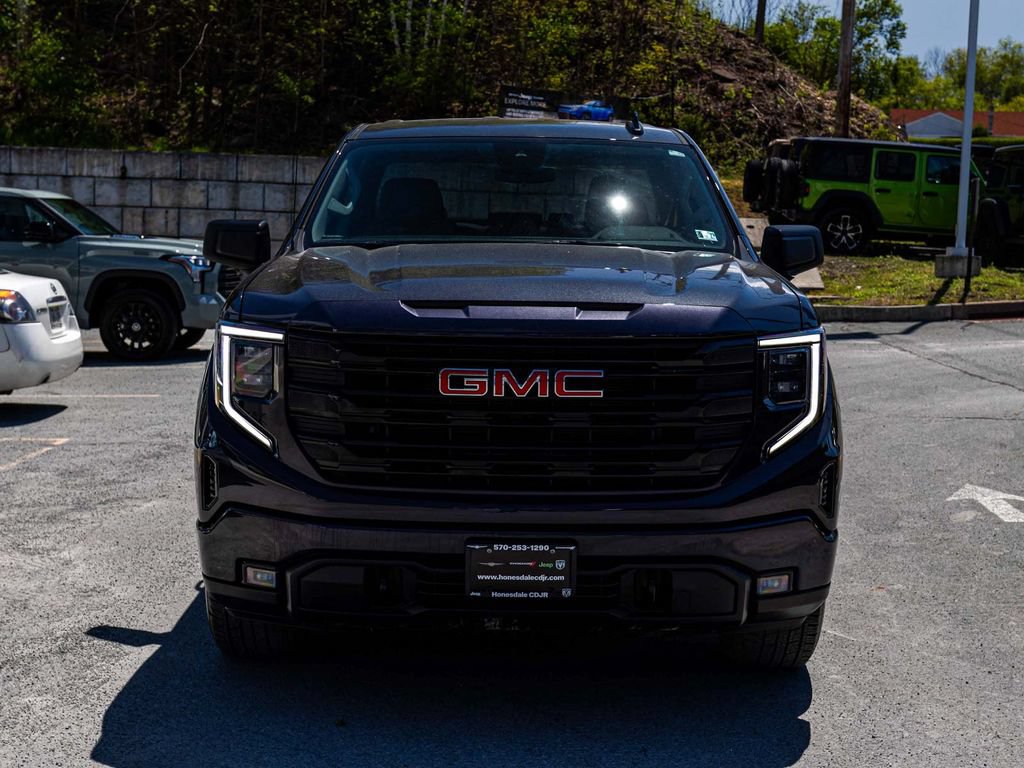 Used 2026 GMC Sierra 1500 Elevation AWD/4WD image 2