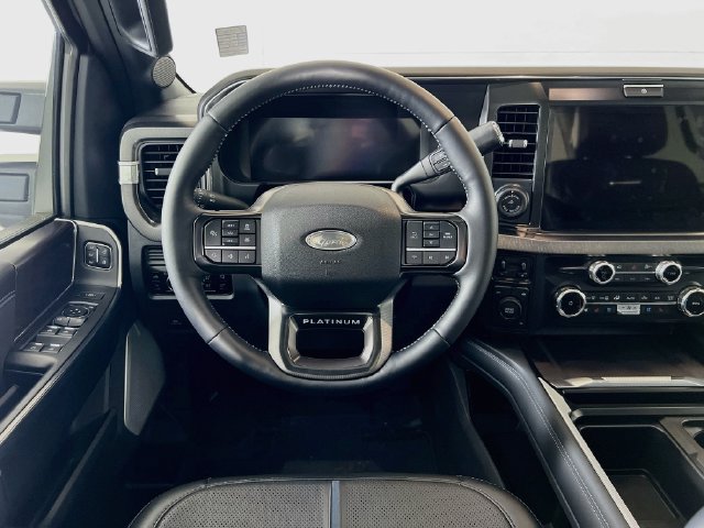 Used 2026 Ford F450 Platinum AWD/4WD image 27