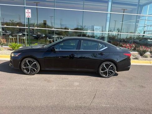 Used 2024 Nissan Altima 2.5 SR FWD image 20