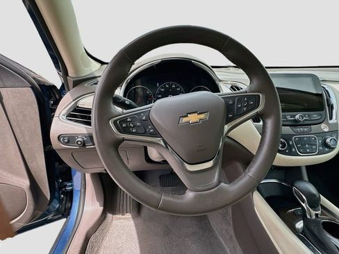Used 2024 Chevrolet Malibu LT FWD image 8
