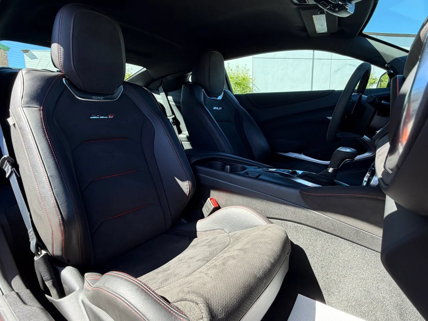 Used 2022 Chevrolet Camaro ZL1 RWD image 23