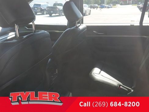 Used 2024 Jeep Grand Cherokee L Limited AWD/4WD image 37