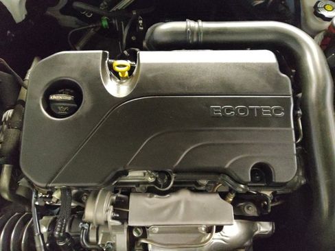 Used 2022 Chevrolet Malibu LT FWD image 30