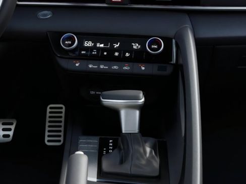 New 2026 Hyundai Elantra Sport FWD image 16