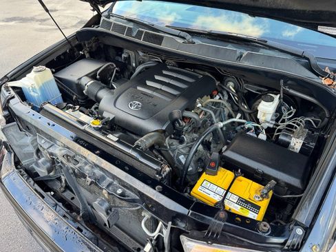 Used 2013 Toyota Tundra Limited image 22
