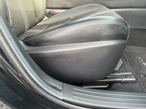 Used 2024 MAZDA CX-50 AWD 2.5 S w/ Premium Package image 39