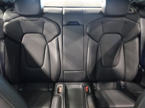 Used 2020 Porsche Taycan Turbo S image 35