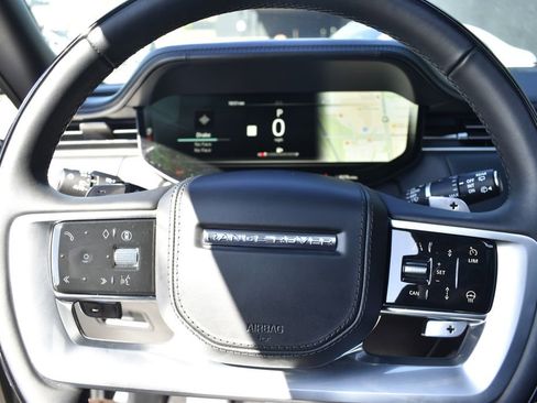 Used 2025 Land Rover Range Rover Long Wheelbase Autobiography AWD/4WD image 25
