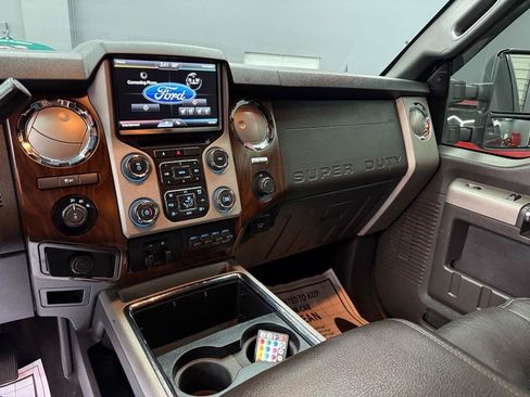 Used 2014 Ford F350 Lariat w/ Lariat Interior Package AWD/4WD image 15