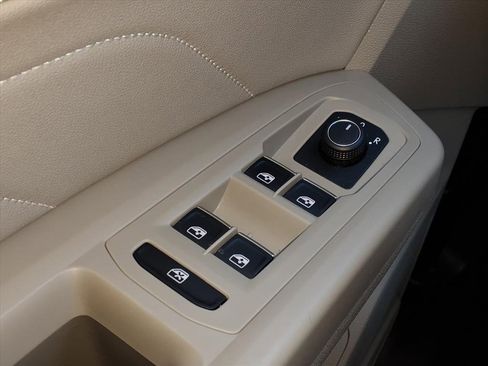 Used 2022 Volkswagen Atlas SE w/ Panoramic Sunroof Package image 27